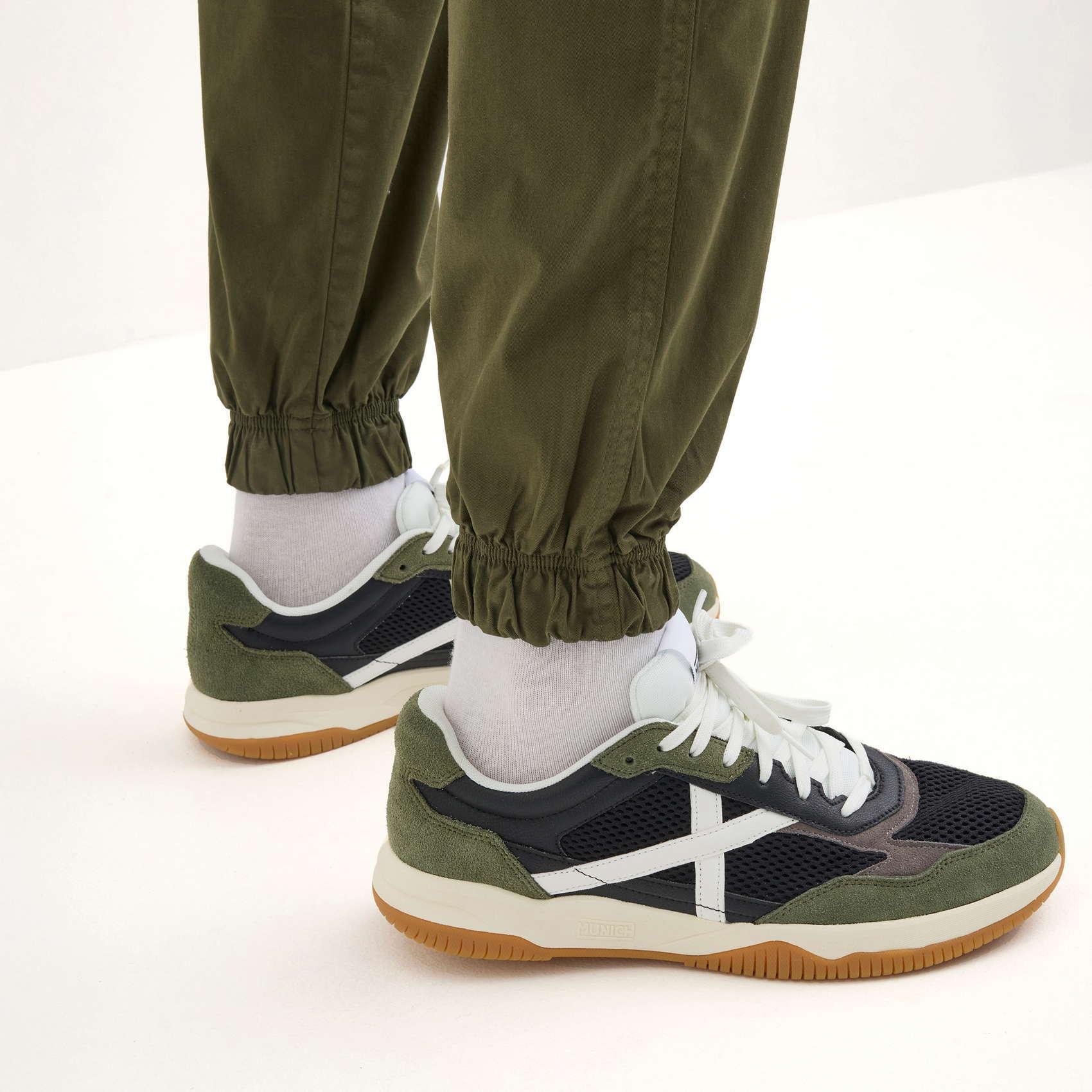 Munich cargo pantalone – muške lifestyle slim fit model od pamuka s elastinom