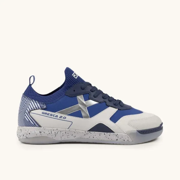 Munich Gresca 2.0 08 – bočni profil s velikim X logom i speckled midsole
