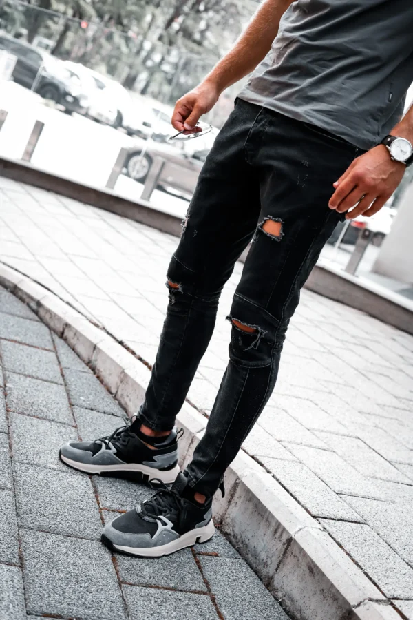 unich Clik 105 muške patike – crno-siva kombinacija uz casual stil